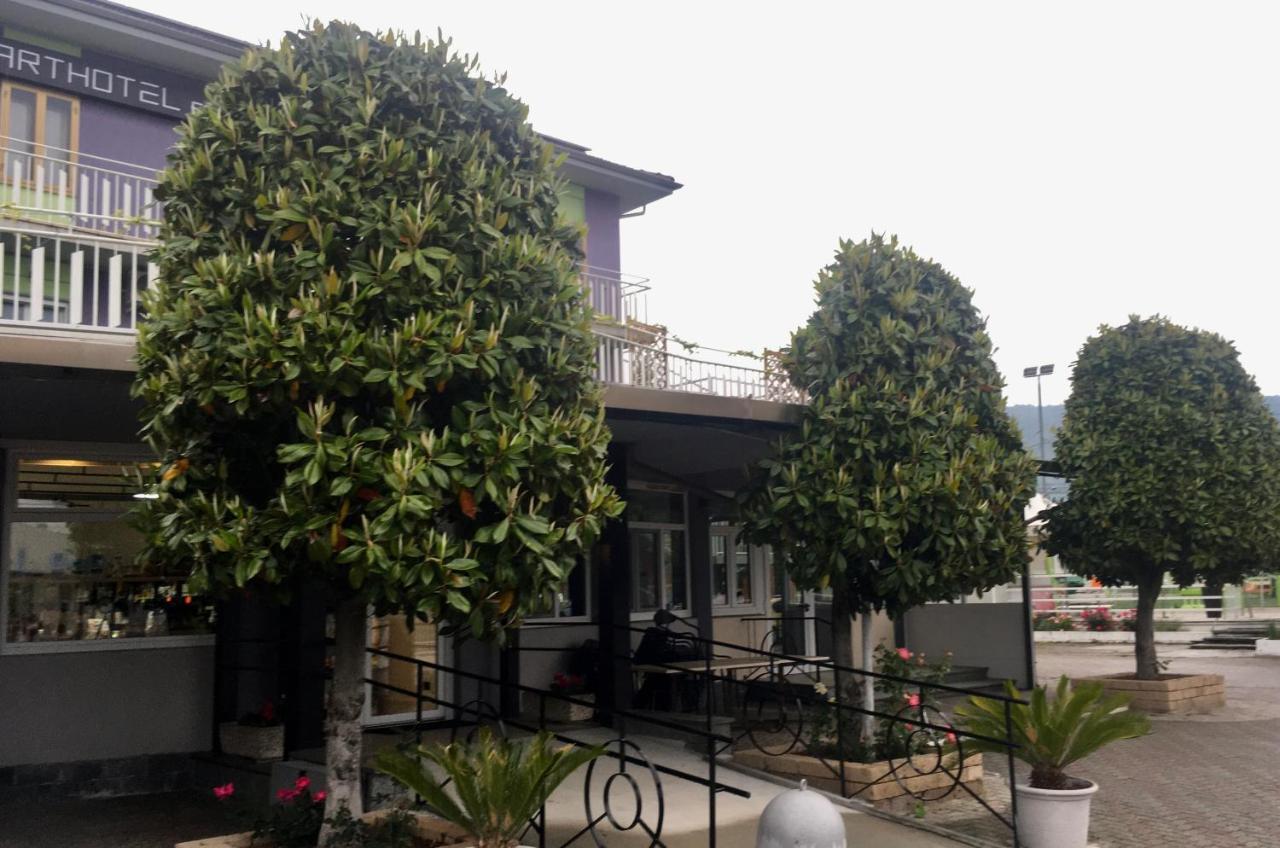 Burolo 7 Lakes Aparthotel מראה חיצוני תמונה